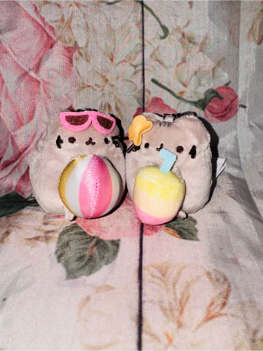 Pusheen Series 26 Tropical Vacation Plush Bundle: Beach Ball & Drink Keychain